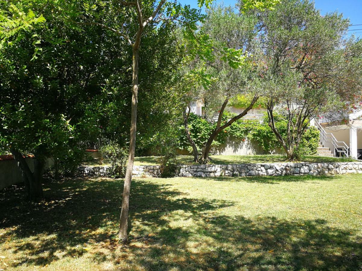 קמפור Family Friendly Apartments Island Rab מראה חיצוני תמונה